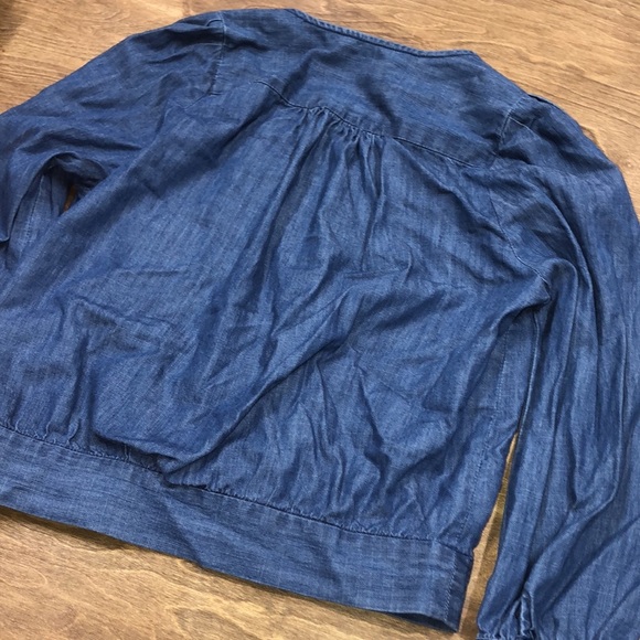 Madewell size xxsmall blue chambray wrap top - Picture 9 of 9